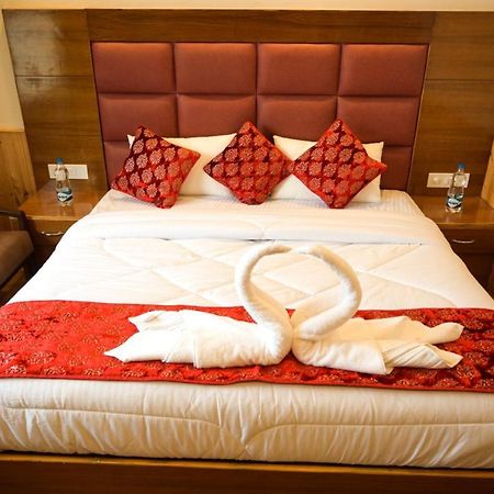 Lotus Inn Rohtang View Manāli エクステリア 写真